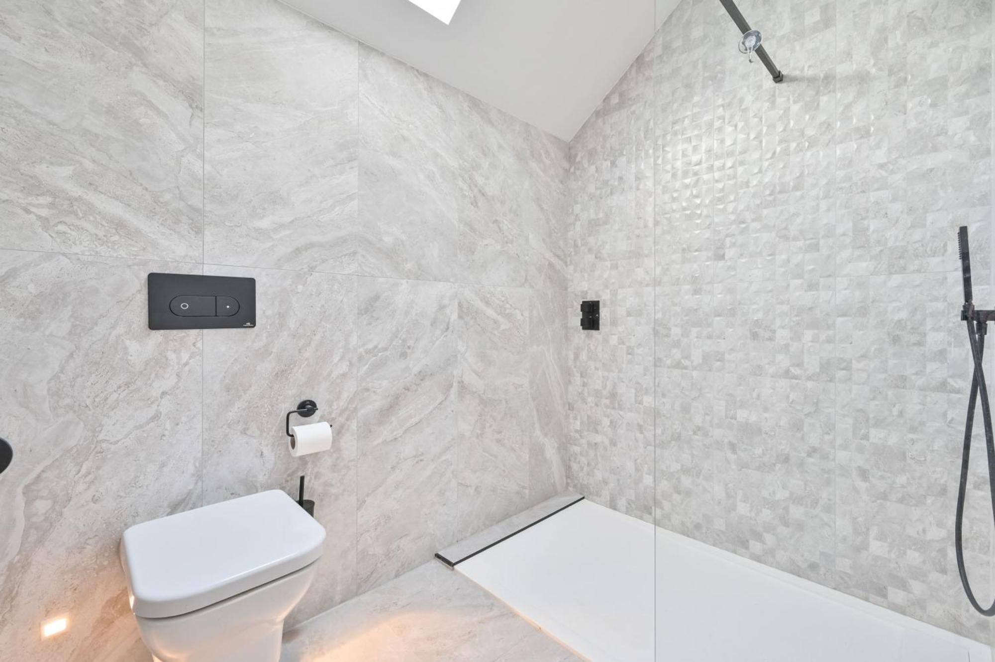 1 The Nest - Luxury Modern House Nr Beach & Bars With Sea Views & Free Parking Villa Charlestown  Exterior foto